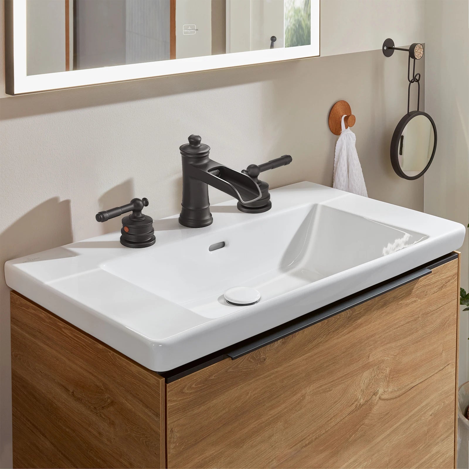 8" Widespread Dual Handle Lavatory Faucet